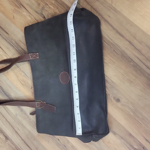 COLDWATER CANYON Black Leather Tote Bag - Picture 7 of 16